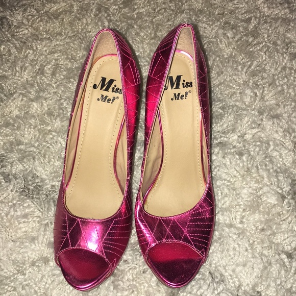 💕Women’s hot pink stilettos💕 - Picture 2 of 3